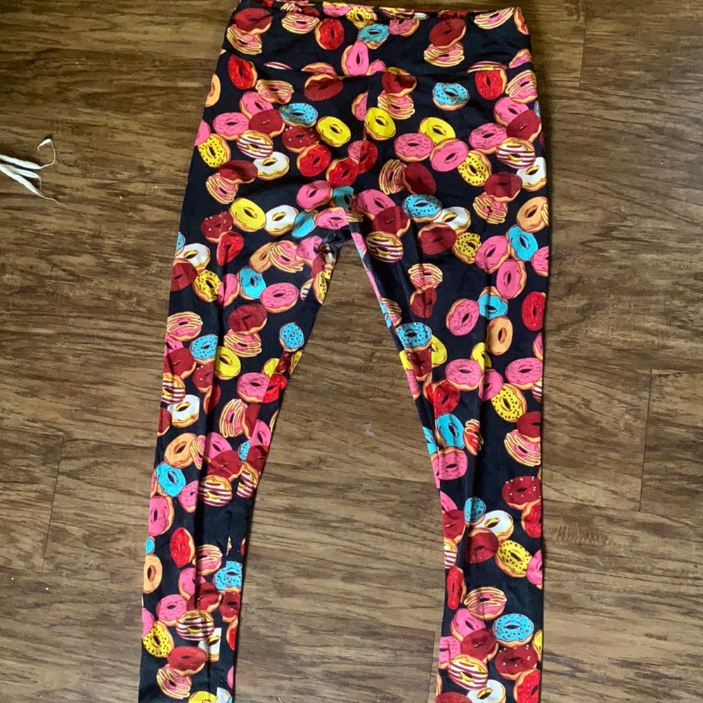 LulaRoe Donut Leggings Tall & Curvy